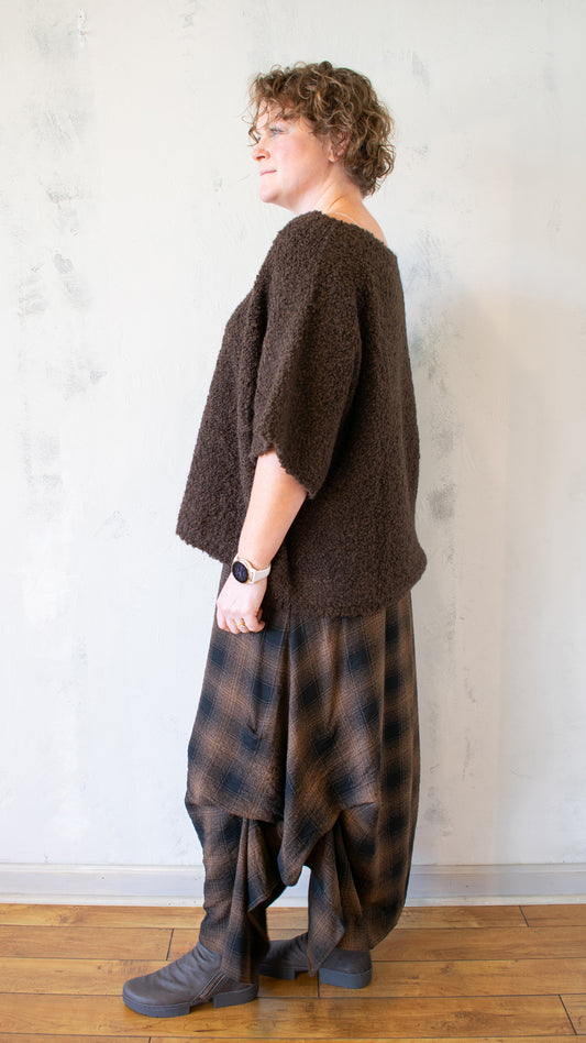 Brio Boucle Sweater in Brown