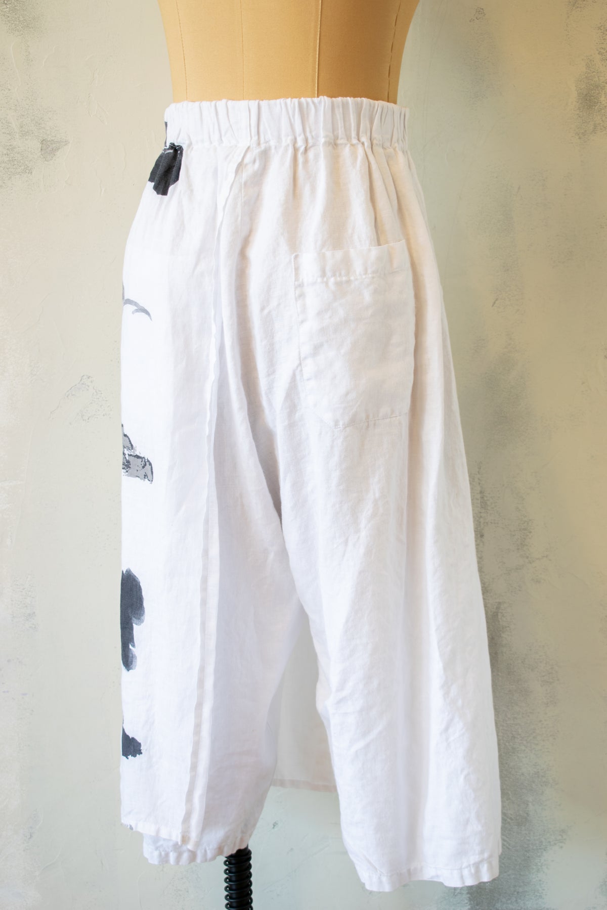 Banana Blue; Linen Apron Pant