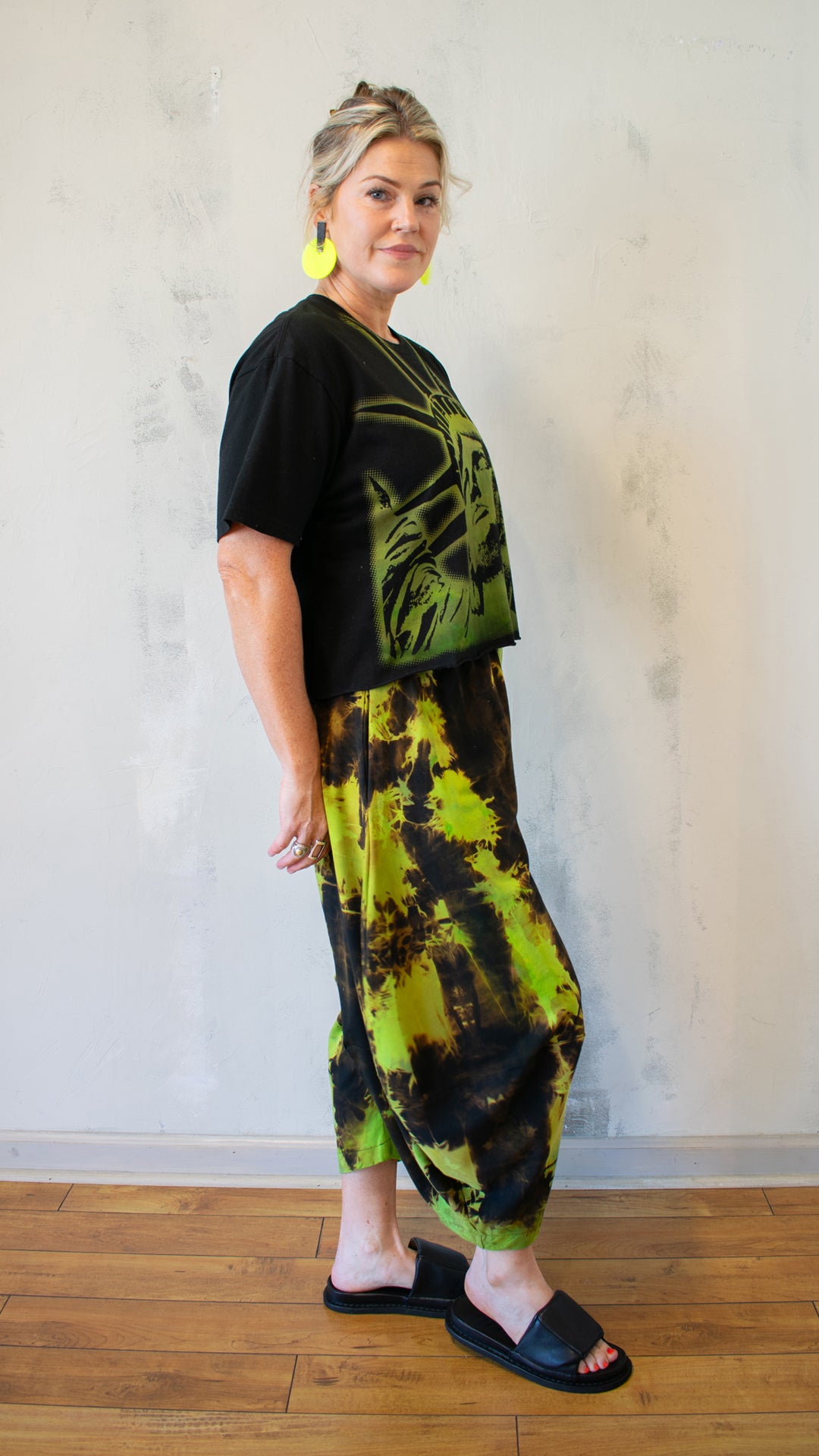Lady Liberty Crop Tee in Lime