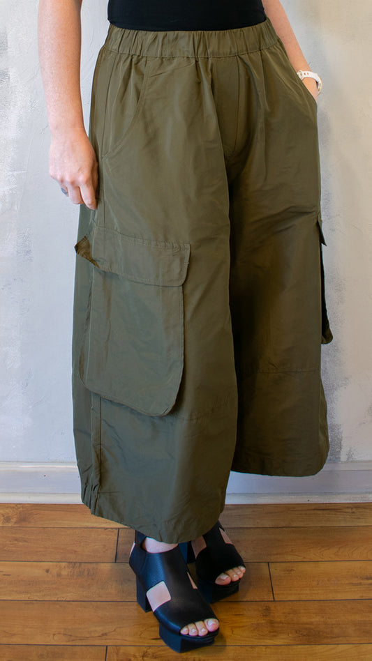 Wide Leg Pocket Pant (Multiple Colors)