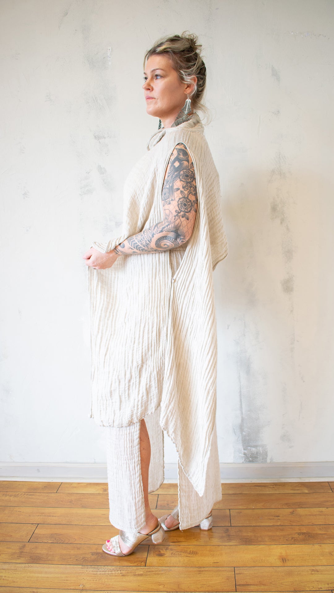 Poncho Scriba (Multiple Colors)
