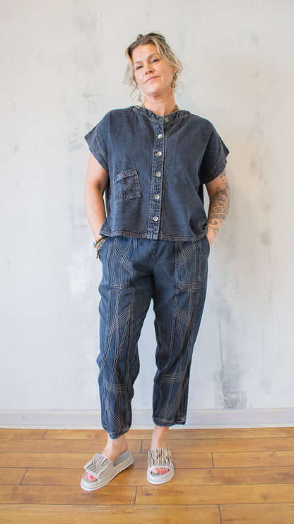 Dean Vest in Mica