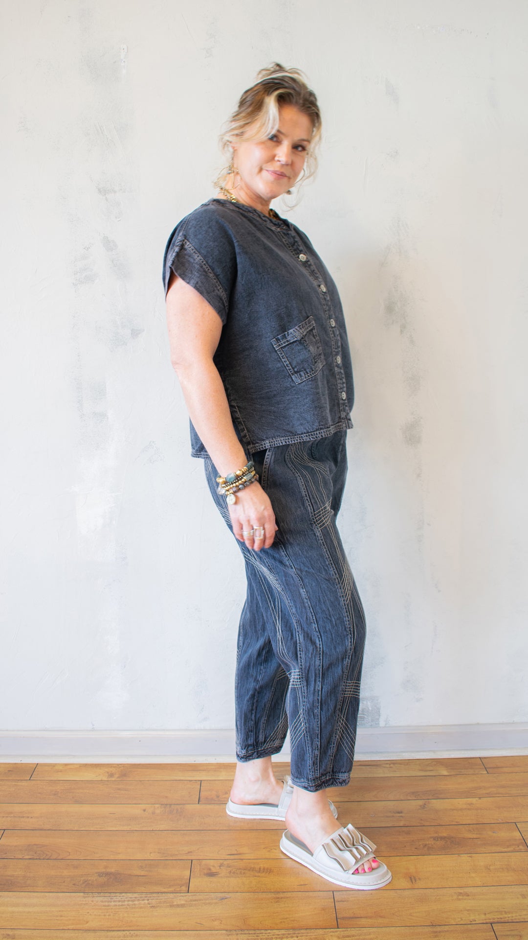 Dean Vest in Mica