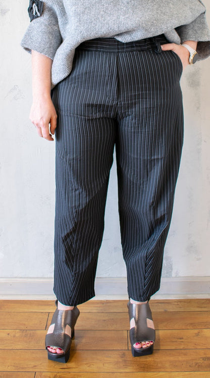 Fine Line Barrel Pant