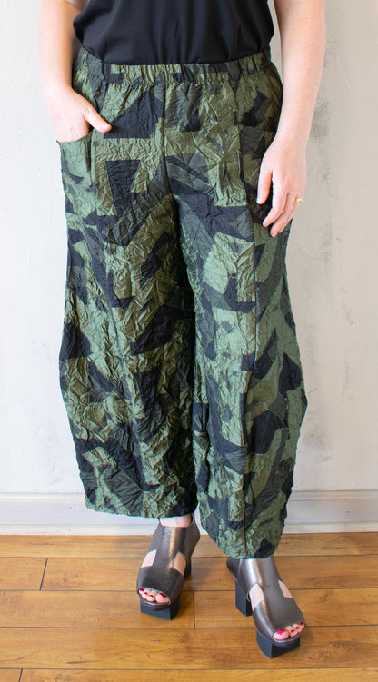 Crinkle Jacquard Pants