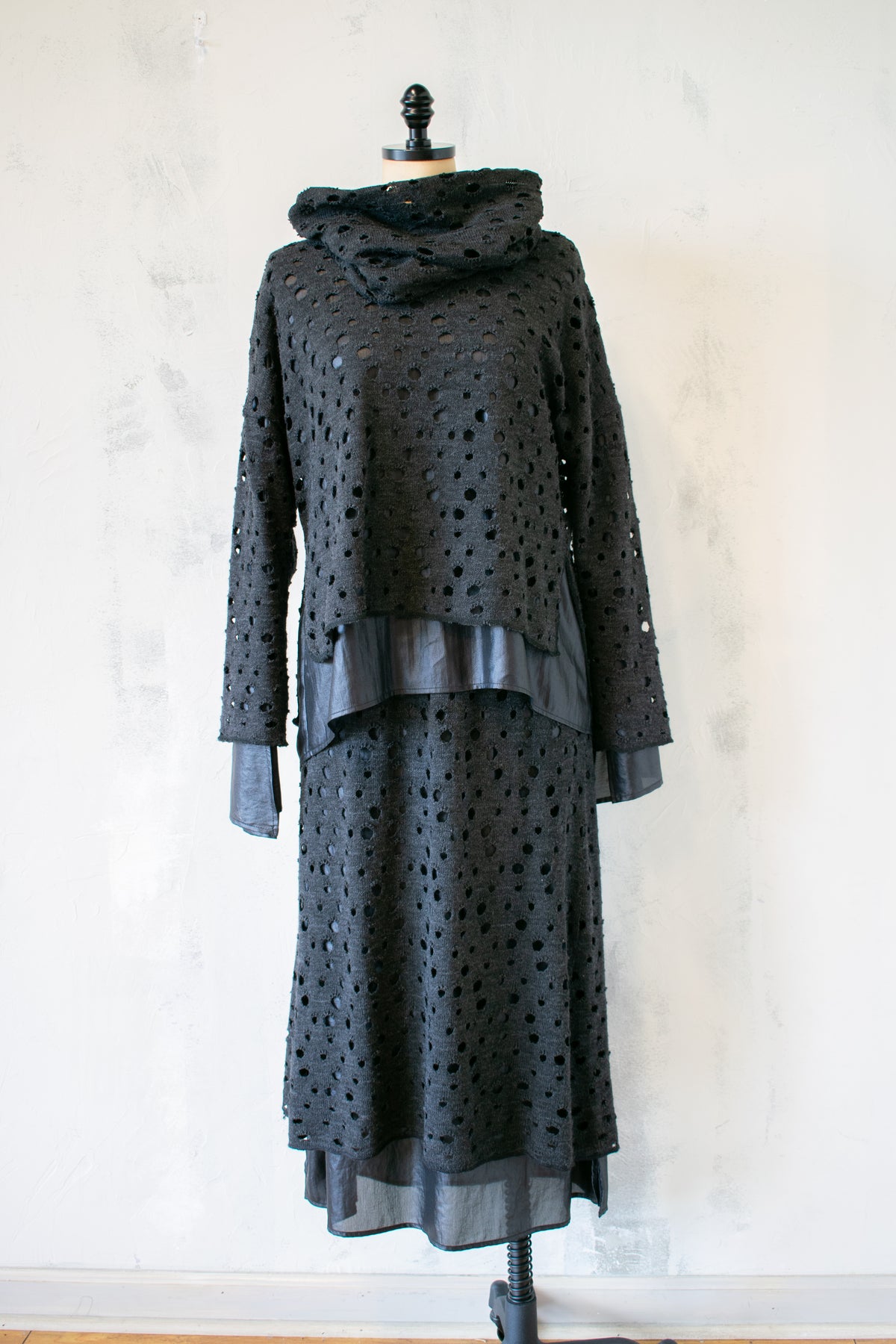 Ozai n Ku; Eyelet Sweater