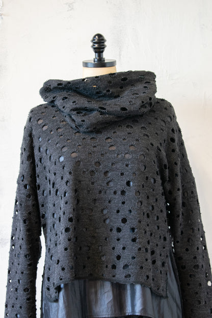 Ozai n Ku; Eyelet Cowl