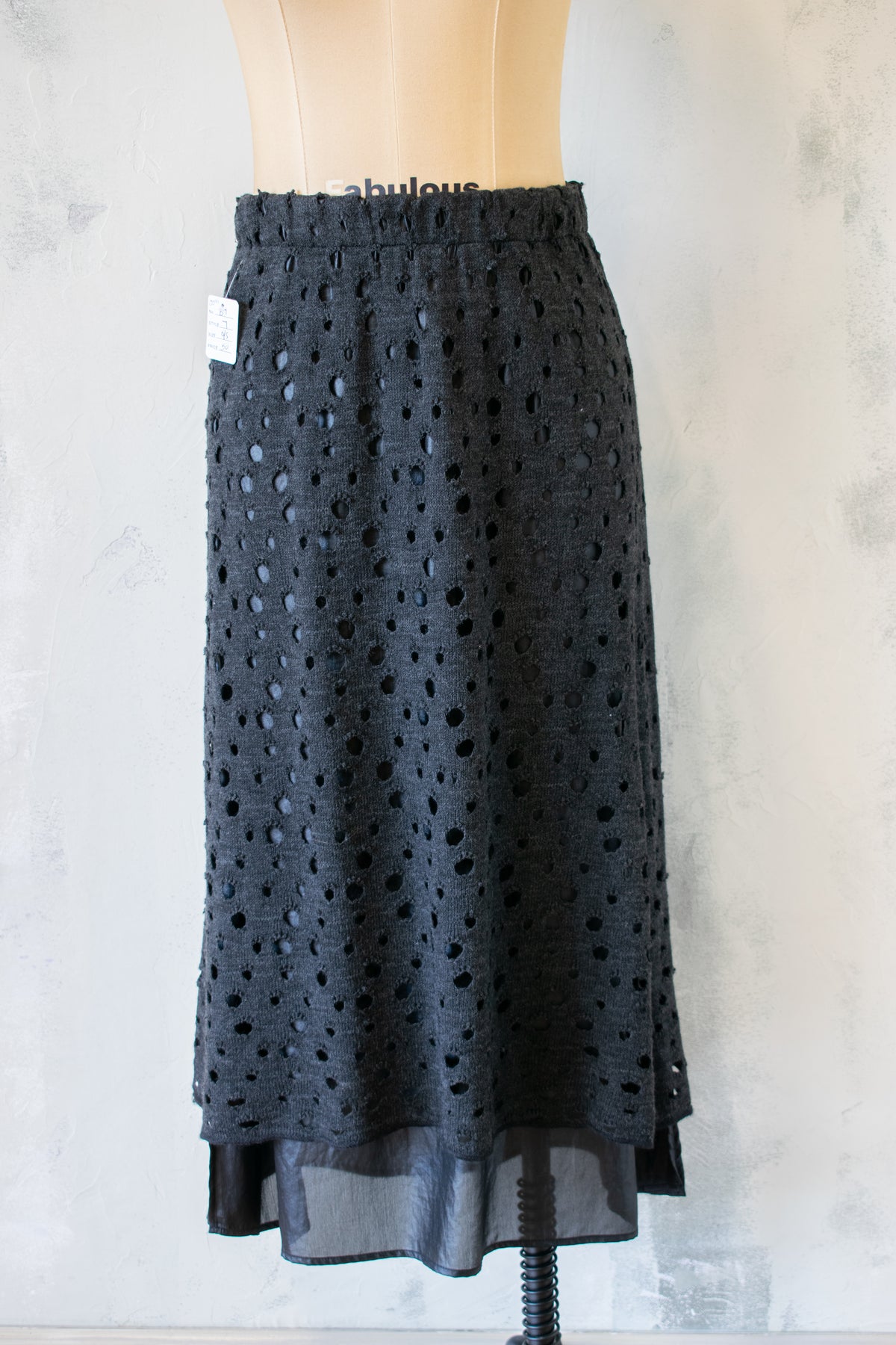 Ozai n Ku; Eyelet Knit Skirt Over Lining