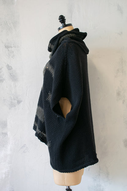 Crea: Two Tone Abstract Sweater