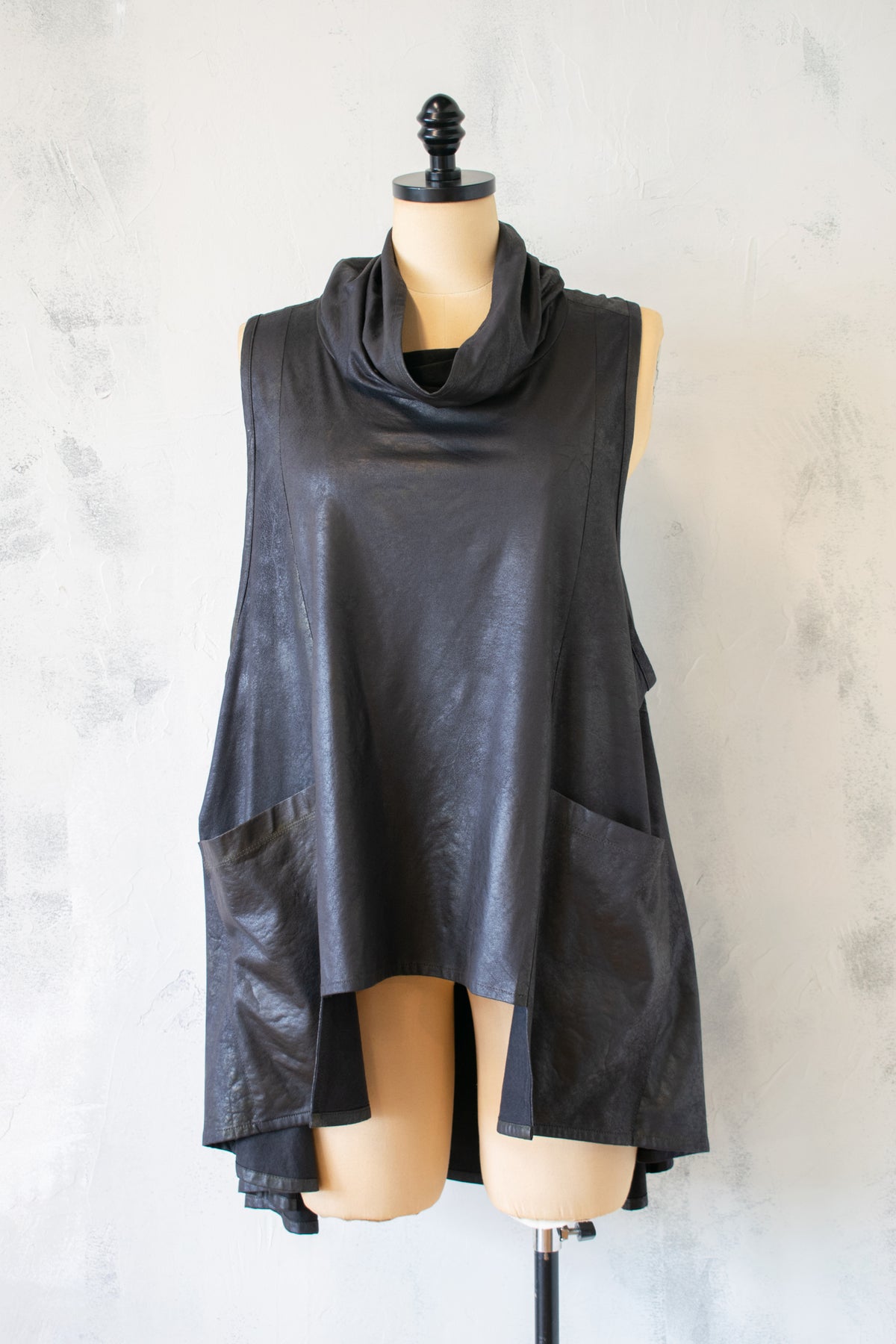 Alembika: Microfiber Suede Tunic Tank