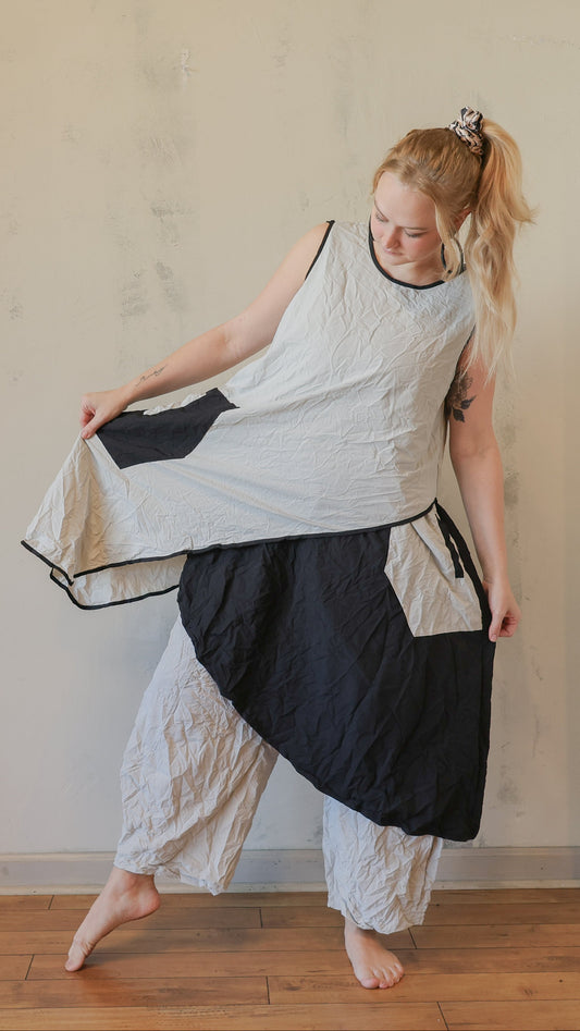 Black & Gray Asymmetrical Tunic Top