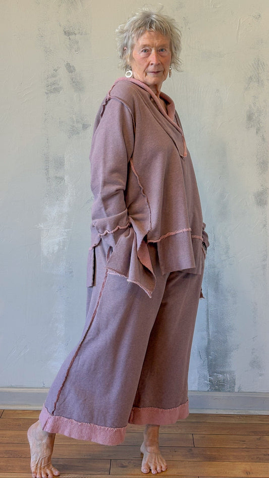 Wide-Leg Cropped Pants