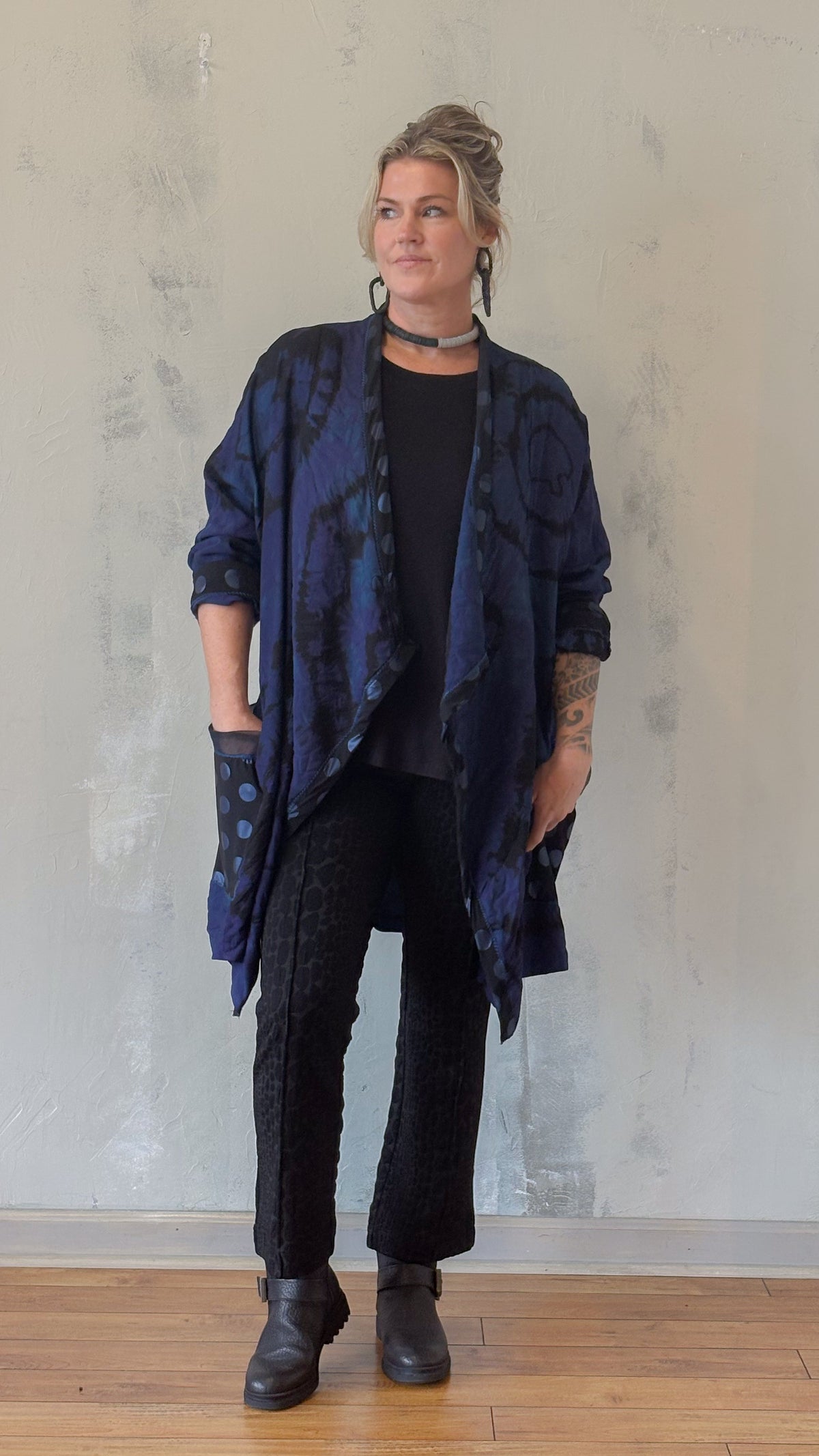 Ripple jacket Lapis Lazuli OFAK by Roots & Wings