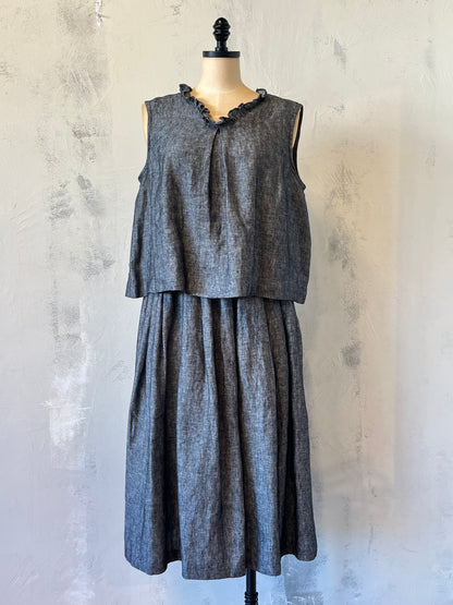 Knotium Linen Ruffle Neck Top