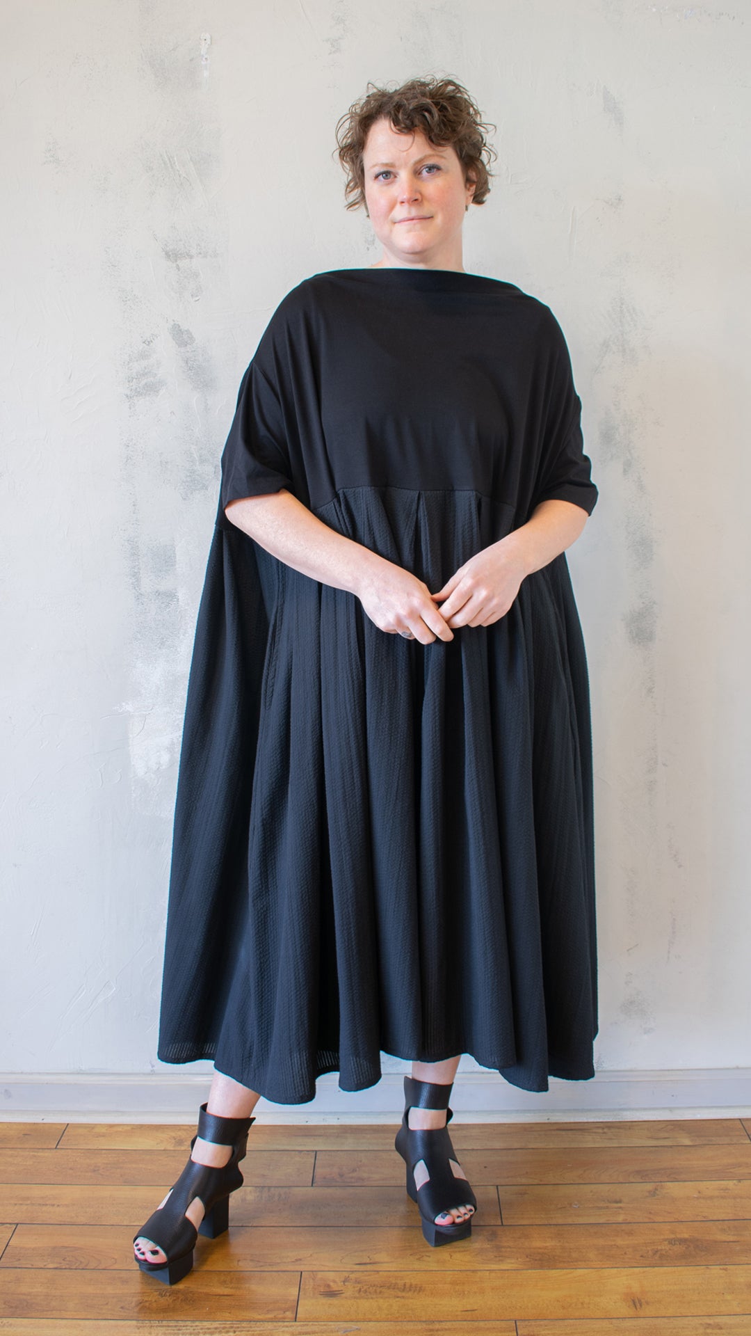Norella Dress in Black