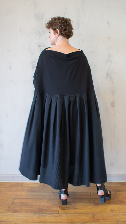 Norella Dress in Black