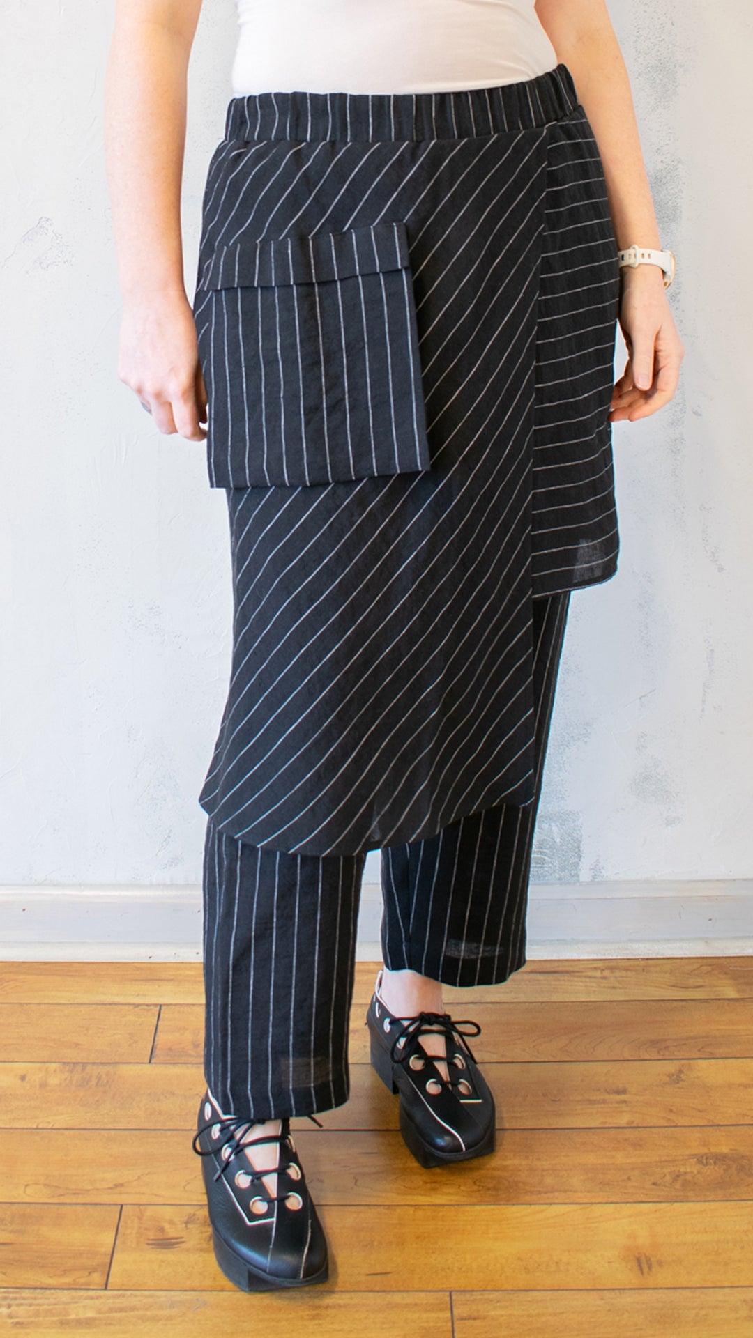 Artisan Wrap Trouser in Stripe Linen