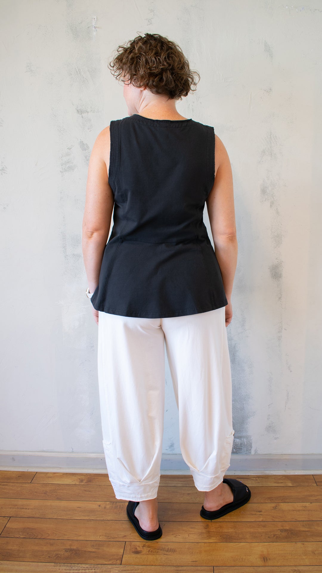 Tucks Crop Pant (Multiple Colors)