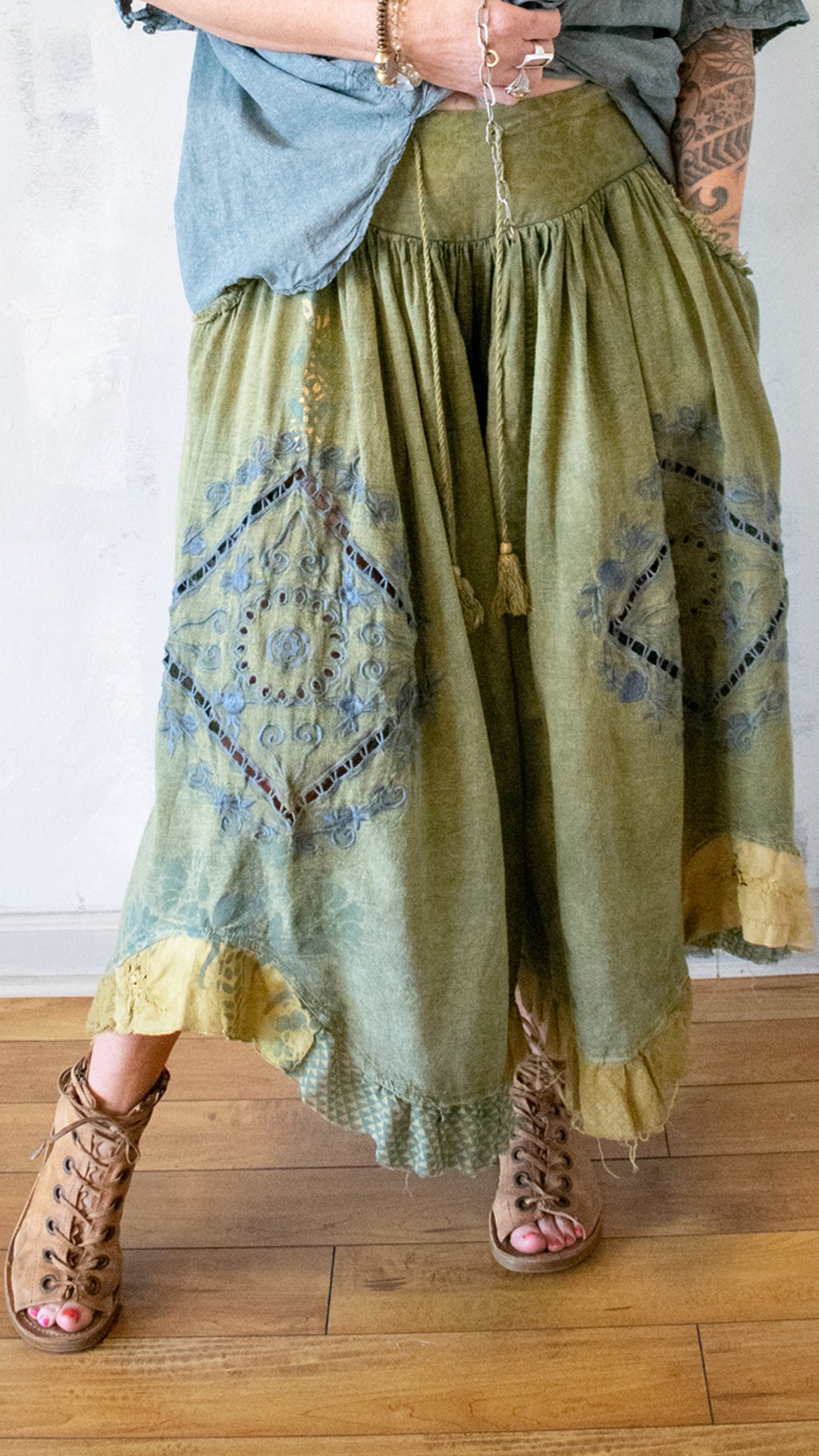 Heirloom Bloomers in Tarnish