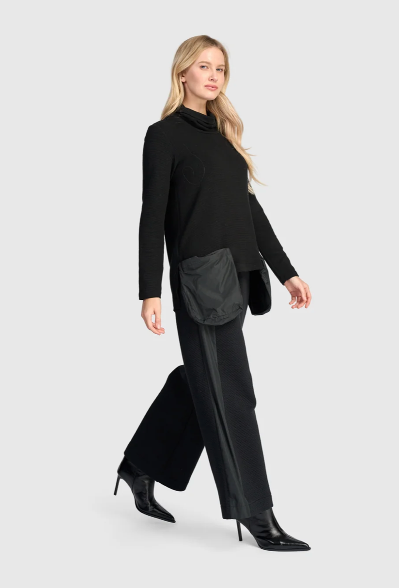 Urban Quilted Straight Pant in Black